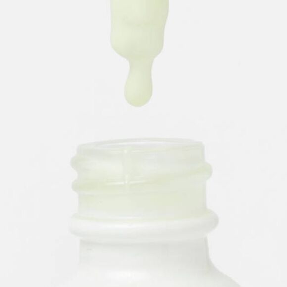 New! REVOLUTION SKINCARE 0.3% Retinol with Vitamins & Hyaluronic Acid Serum! - Picture 2 of 3